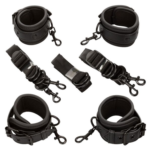 CALEXOTICS - NOCTURNAL CEINTURE DE LIT RÉGLABLE EN CUIR NOIR – Image 2